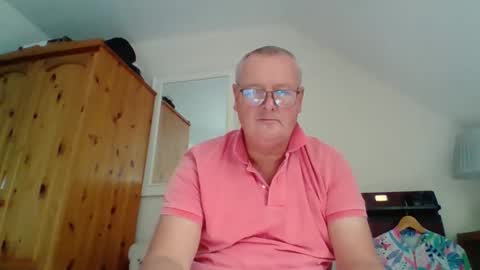 curiousax77 online show from September 2025 12:17:02 PM