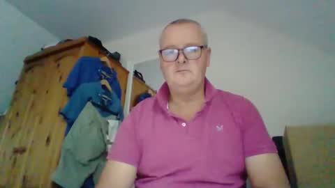 curiousax77 online show from October 2025 08:37:02 AM