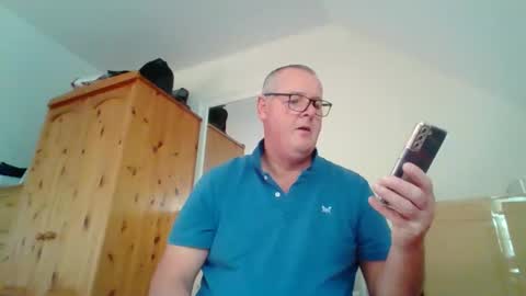 curiousax77 online show from October 2025 08:14:02 AM