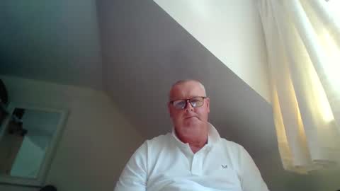 Snapshot of curiousax77 chatting on April 2026 12:44:02 PM curiousax77 online show from April 2026 12:44:02 PM