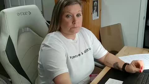 curious couple online show from February 2025 06:45:01 PM