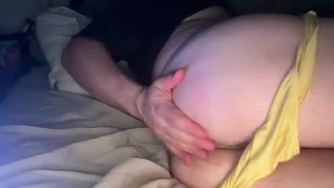 curiousguy8807 online show from April 2026 05:25:01 AM