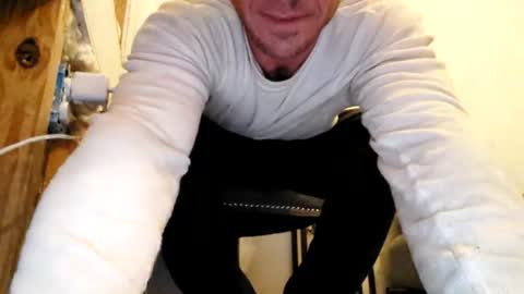 Snapshot of curiousguyhere6 chatting on November 2025 02:37:02 AM curiousguyhere6 online show from November 2025 02:37:02 AM