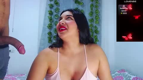 Snapshot of curiuscouplehot chatting on December 2025 10:19:01 AM Pablo and emma online show from December 2025 10:19:01 AM