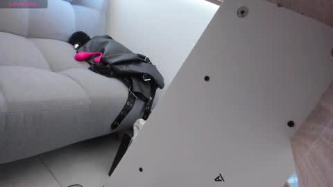 Snapshot of curly_cam_queen chatting on March 2025 10:48:02 PM Bruna  online show from March 2025 10:48:02 PM