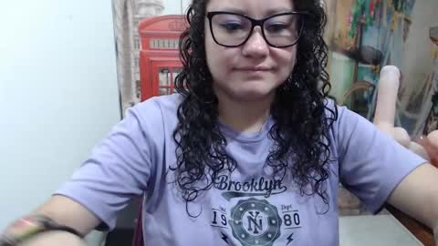 Vannesa online show from October 2025 07:14:01 PM