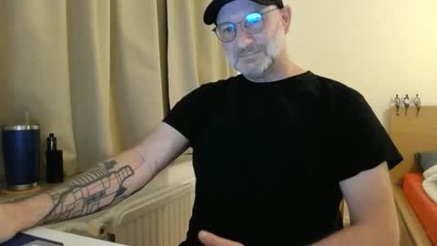 Curman85 online show from February 2026 11:22:01 PM