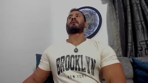 Snapshot of curt_x chatting on July 2026 05:44:01 AM Curt online show from July 2026 05:44:01 AM