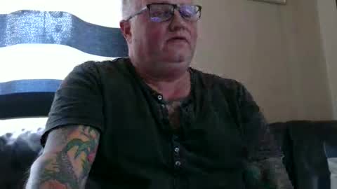 Snapshot of curtus14 chatting on September 2025 03:06:01 PM curtus14 online show from September 2025 03:06:01 PM