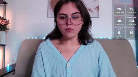 Snapshot of curvy_janie chatting on April 2026 07:45:01 AM Jane online show from April 2026 07:45:01 AM