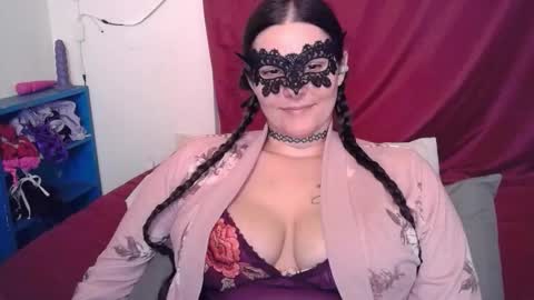 Snapshot of curvygamerceline chatting on March 2026 06:35:02 PM Celine Fawe online show from March 2026 06:35:02 PM
