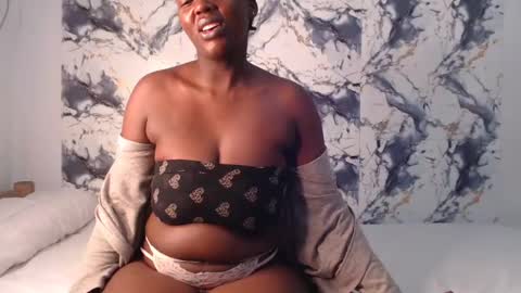 Snapshot of curvyj255 chatting on July 2026 01:15:02 AM curvyj255 online show from July 2026 01:15:02 AM