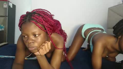 Snapshot of curvyjoan chatting on January 2026 10:06:01 AM curvyjoan online show from January 2026 10:06:01 AM