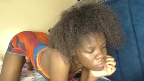 Snapshot of curvyjoan chatting on February 2026 09:30:01 AM curvyjoan online show from February 2026 09:30:01 AM