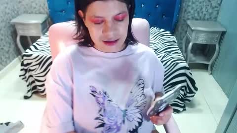 Julieth online show from September 2025 05:10:02 AM