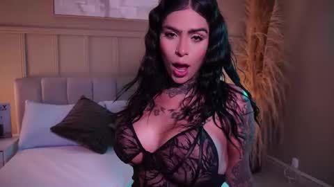 Snapshot of curvyliciouss chatting on July 2026 07:27:02 PM Samantha online show from July 2026 07:27:02 PM