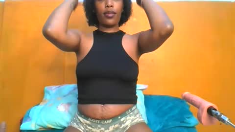 curvylyin online show from February 2026 07:51:02 AM