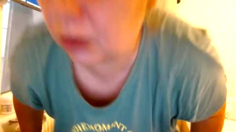 Snapshot of curvymomylore chatting on June 2026 07:09:01 AM Lore online show from June 2026 07:09:01 AM