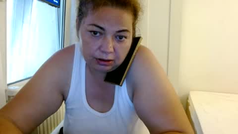 Snapshot of curvymomylore chatting on July 2026 09:48:01 AM Lore online show from July 2026 09:48:01 AM