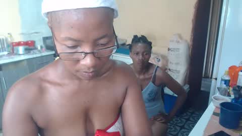 curvypear76x online show from December 2024 10:51:02 AM