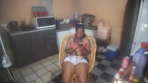 curvypear76x online show from October 2025 09:30:01 AM