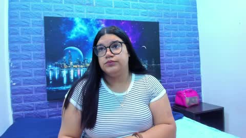 Danna online show from April 2026 10:48:01 AM