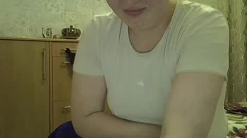 Snapshot of curvywild_lady30 chatting on April 2026 05:10:02 PM Curvy online show from April 2026 05:10:02 PM
