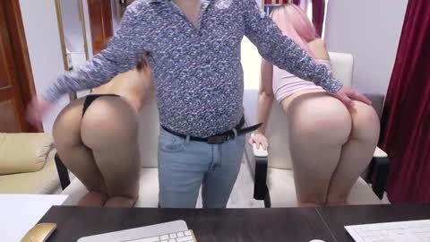  and follow twittercute00kiara2 online show from February 2025 12:58:01 PM