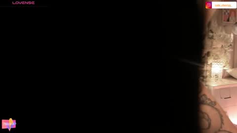 Snapshot of cute__cherry_ chatting on October 2025 08:49:02 PM Amber online show from October 2025 08:49:02 PM