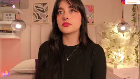 Snapshot of cute__cherry_ chatting on November 2025 08:52:02 PM Amber online show from November 2025 08:52:02 PM