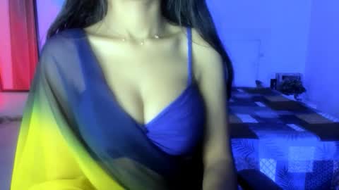Alisha online show from March 2026 03:48:01 PM
