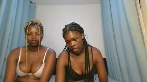 Snapshot of cute_angel11 chatting on October 2025 10:50:01 PM angel online show from October 2025 10:50:01 PM