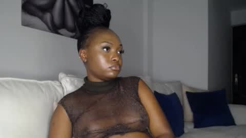 Snapshot of cute_ass18 chatting on January 2025 12:38:01 AM Liya online show from January 2025 12:38:01 AM