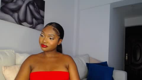 Snapshot of cute_ass18 chatting on February 2025 02:10:01 PM Liya online show from February 2025 02:10:01 PM