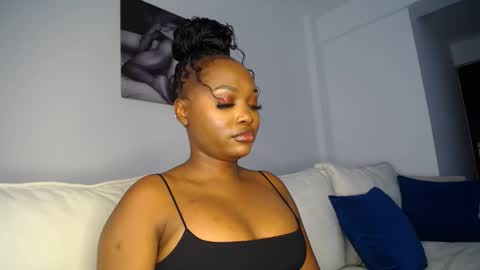 Snapshot of cute_ass18 chatting on March 2025 01:27:02 PM Liya online show from March 2025 01:27:02 PM