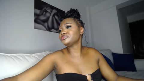 Snapshot of cute_ass18 chatting on March 2025 07:28:01 PM Liya online show from March 2025 07:28:01 PM