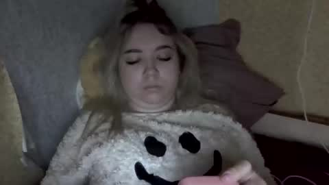 cute_beauty05 online show from October 2025 09:35:02 AM