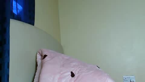 V EE online show from January 2025 01:00:02 PM