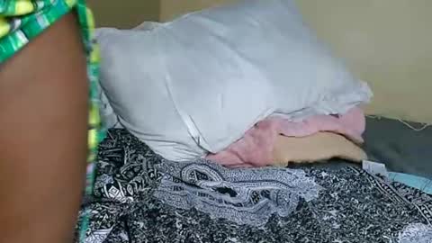 V EE online show from March 2025 01:06:02 PM