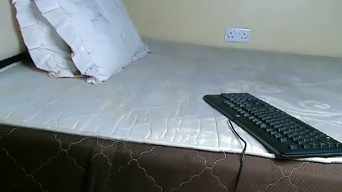 V EE online show from March 2025 06:46:01 AM