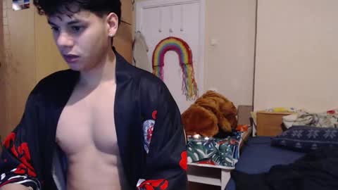 Tomas online show from November 2025 08:52:01 PM