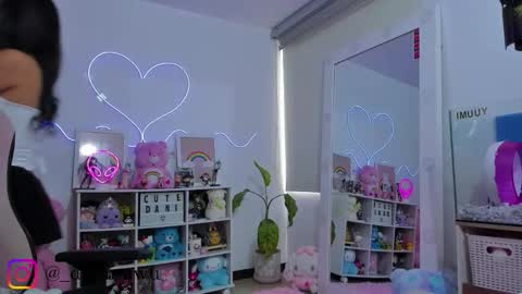 Snapshot of cute_dani__ chatting on February 2026 02:02:02 PM Dani online show from February 2026 02:02:02 PM