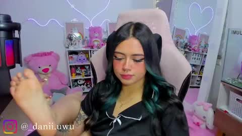 Snapshot of cute_dani__ chatting on April 2026 03:30:02 PM Dani online show from April 2026 03:30:02 PM