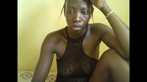 cute_doria online show from February 2025 11:43:01 AM