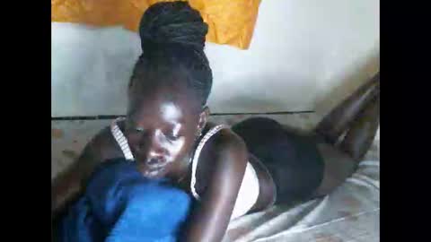 cute_doria online show from September 2025 04:07:02 PM