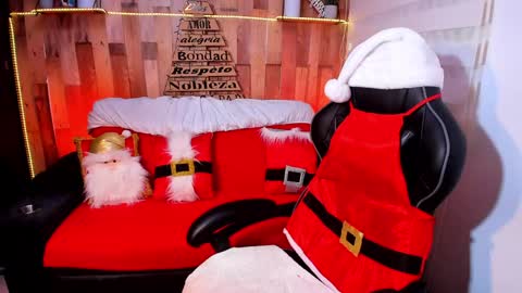 Snapshot of cute_elii chatting on December 2024 12:52:01 AM    Independent Model online show from December 2024 12:52:01 AM