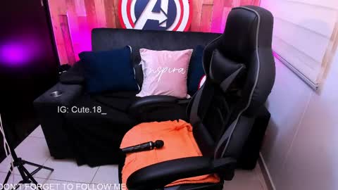 Snapshot of cute_elii chatting on March 2025 10:42:01 PM    Independent Model online show from March 2025 10:42:01 PM