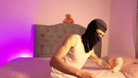 Snapshot of cute_emmma chatting on April 2026 11:04:01 AM Emma online show from April 2026 11:04:01 AM