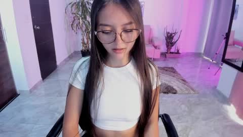 Bella Fox online show from April 2026 03:24:01 PM