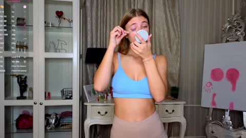 Snapshot of cute_fox_girl chatting on October 2025 08:00:02 AM Anne online show from October 2025 08:00:02 AM